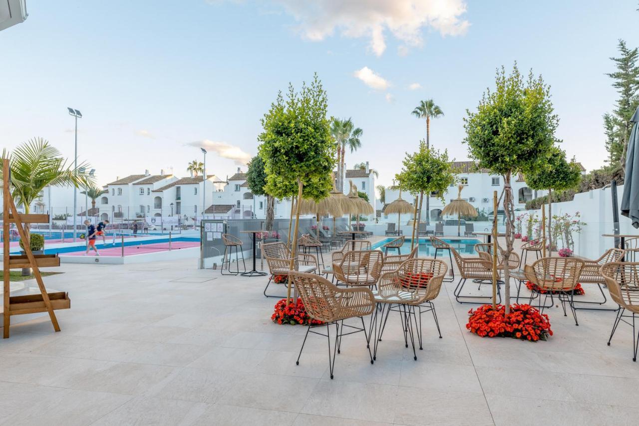 Residencia Deportiva Rozarossa Hotel Estepona Eksteriør billede