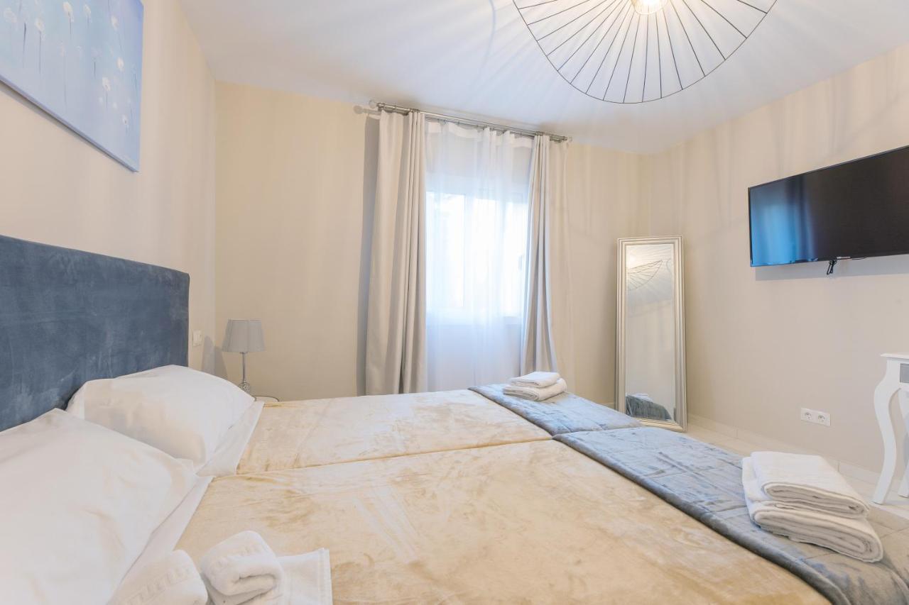 Residencia Deportiva Rozarossa Hotel Estepona Eksteriør billede