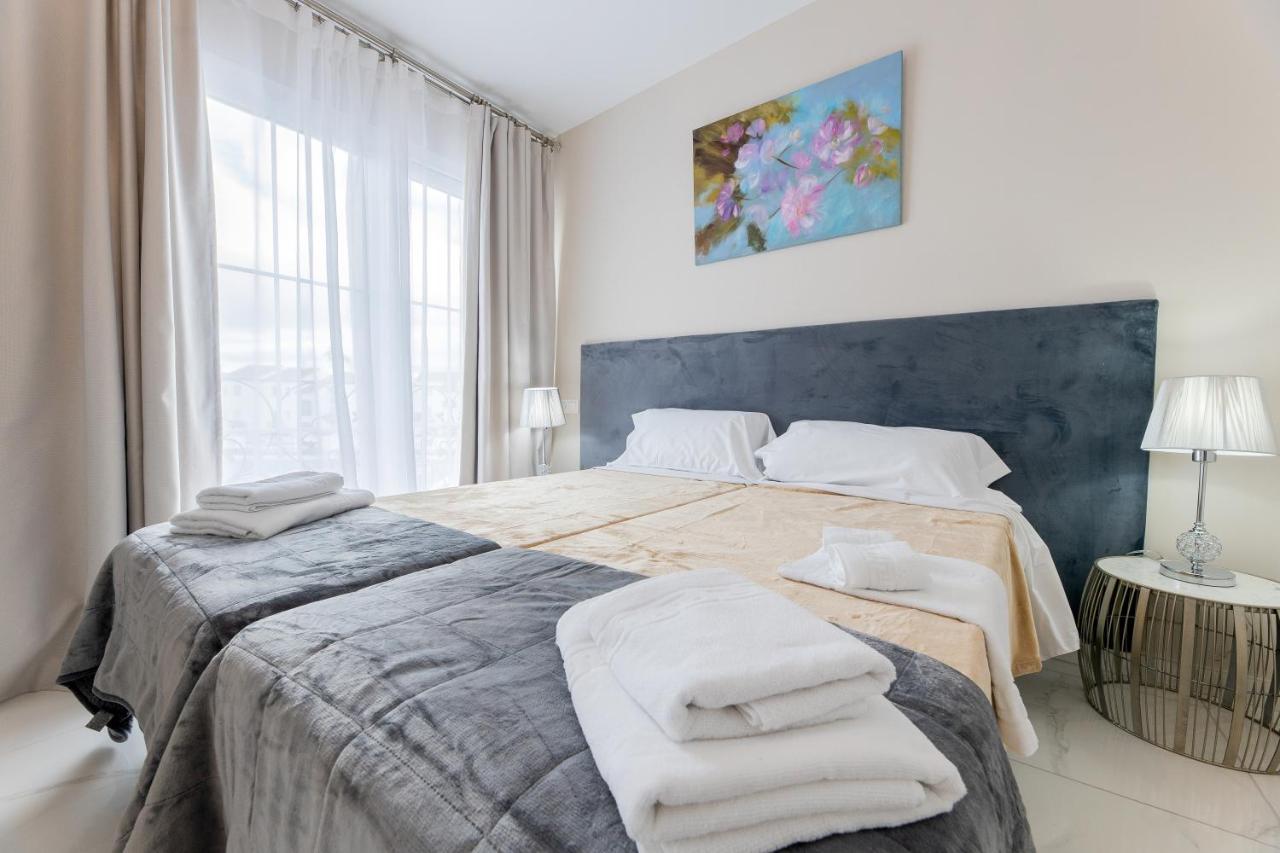 Residencia Deportiva Rozarossa Hotel Estepona Eksteriør billede