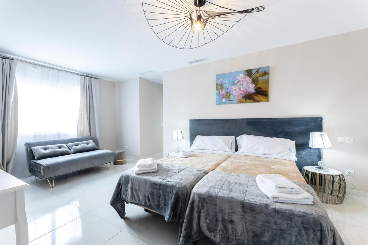 Residencia Deportiva Rozarossa Hotel Estepona Eksteriør billede