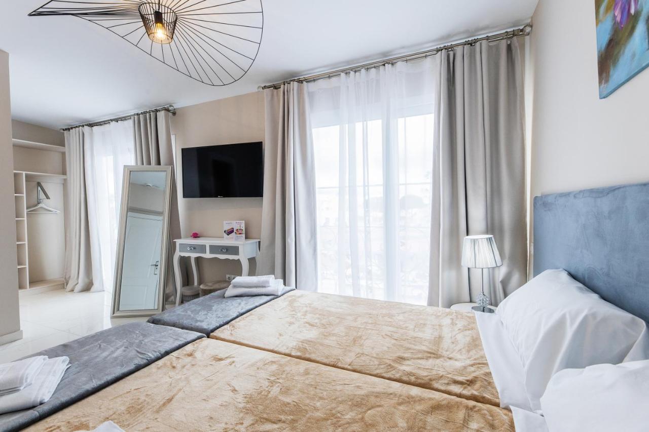 Residencia Deportiva Rozarossa Hotel Estepona Eksteriør billede