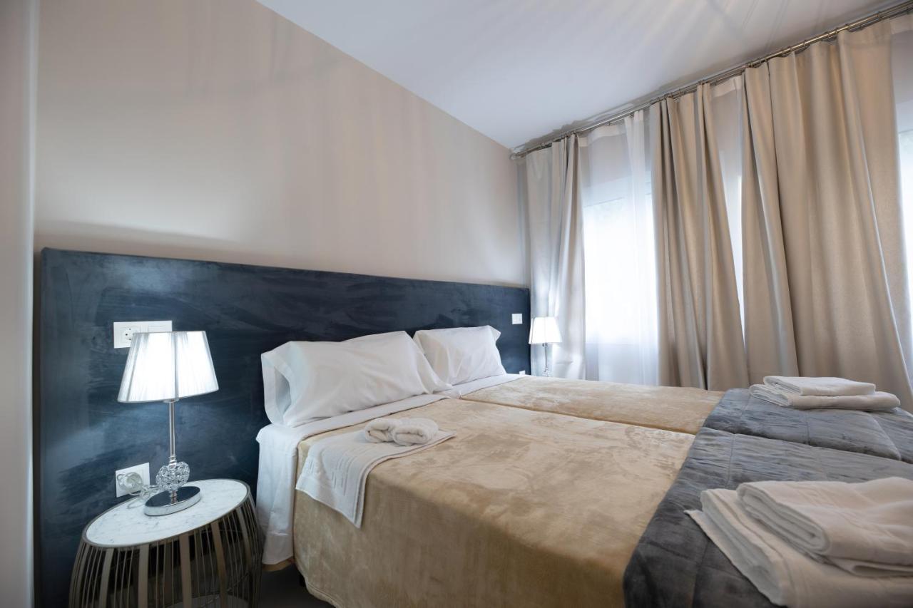 Residencia Deportiva Rozarossa Hotel Estepona Eksteriør billede